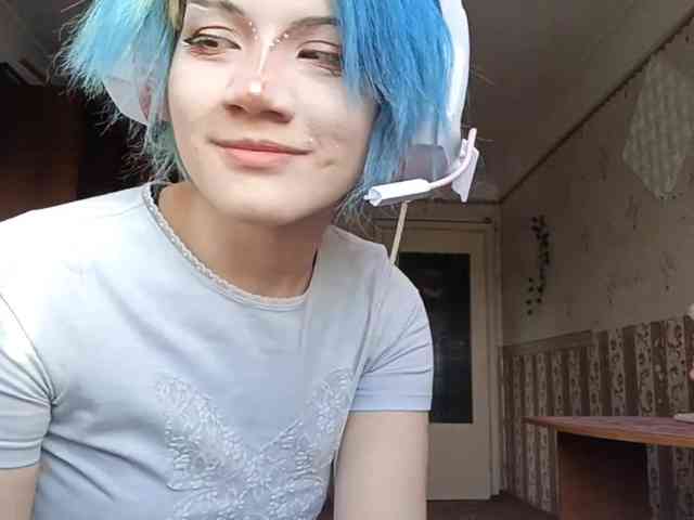 Alice-Kaneki webcam