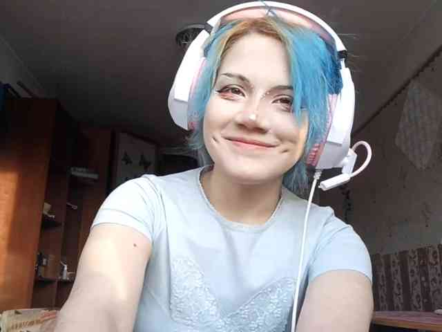 Alice-Kaneki webcam