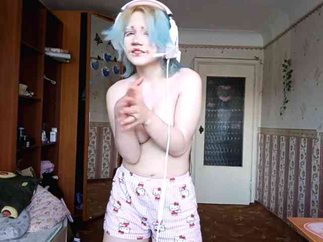 Alice-Kaneki webcam