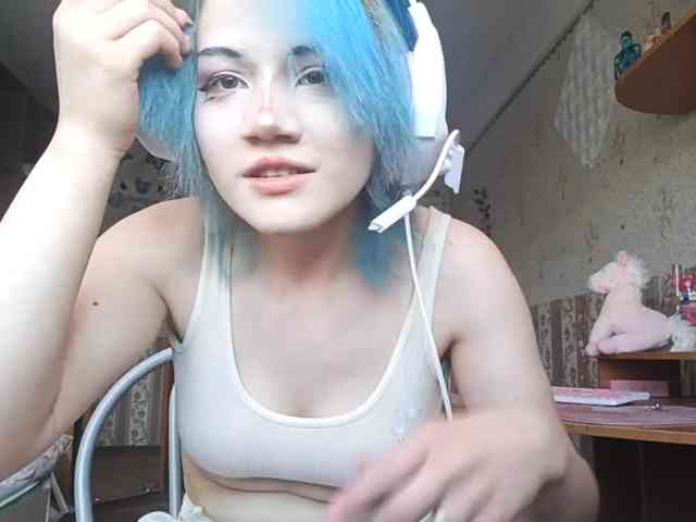 Alice-Kaneki webcam