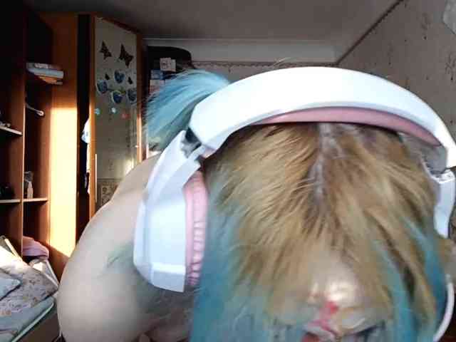 Alice-Kaneki webcam
