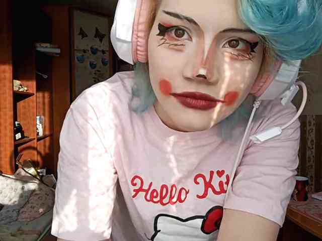 Alice-Kaneki webcam