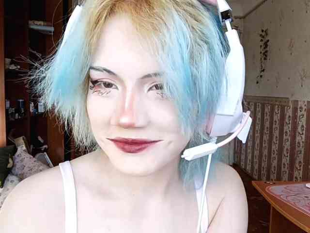 Alice-Kaneki webcam