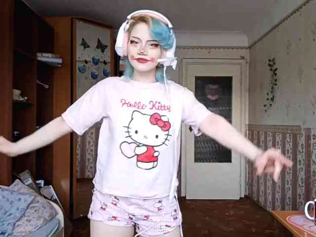 Alice-Kaneki webcam