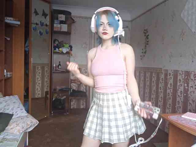 Alice-Kaneki webcam