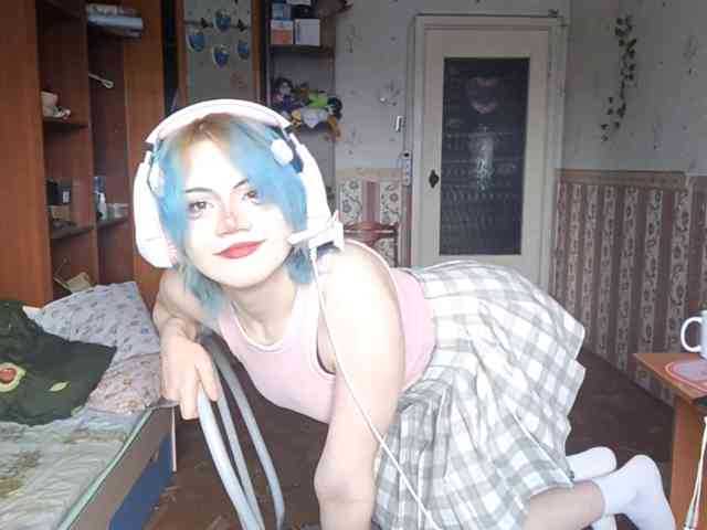 Alice-Kaneki webcam