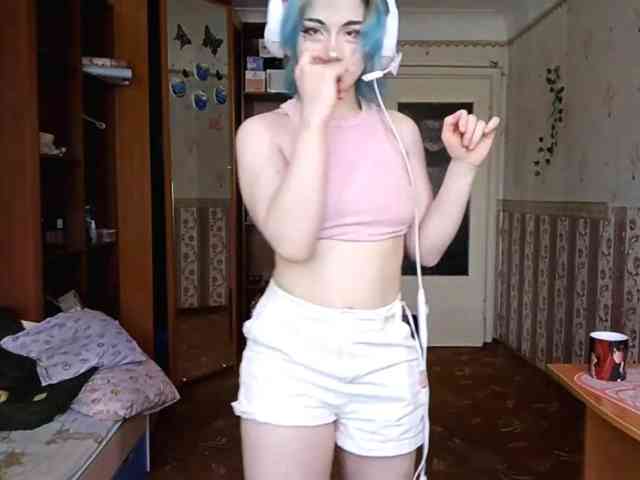 Alice-Kaneki webcam