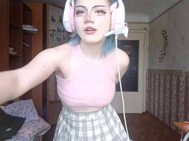 Alice-Kaneki webcam
