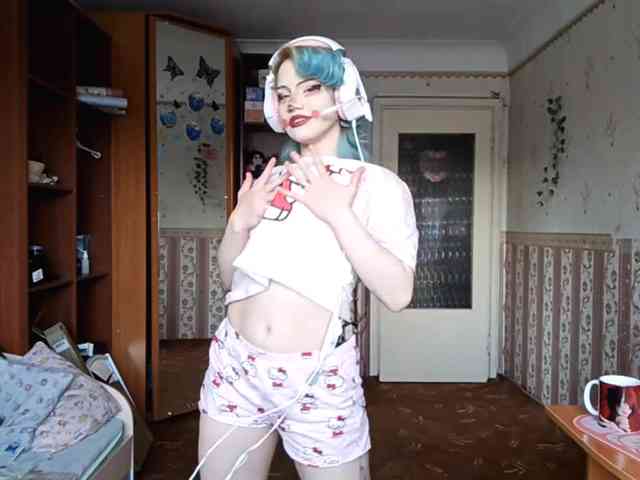 Alice-Kaneki webcam
