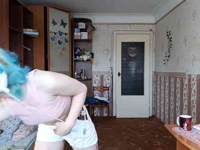 Alice-Kaneki webcam