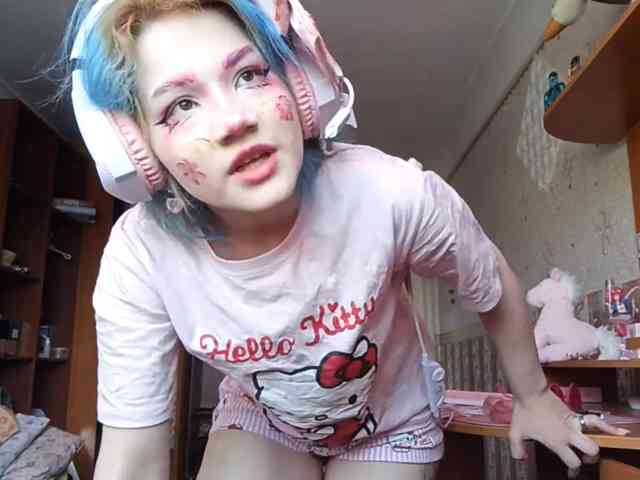 Alice-Kaneki webcam