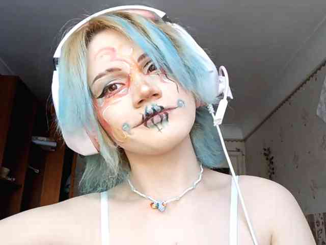 Alice-Kaneki webcam