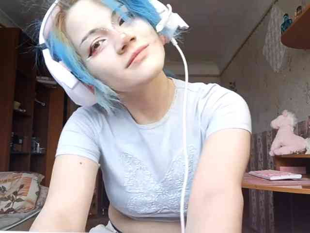 Alice-Kaneki webcam