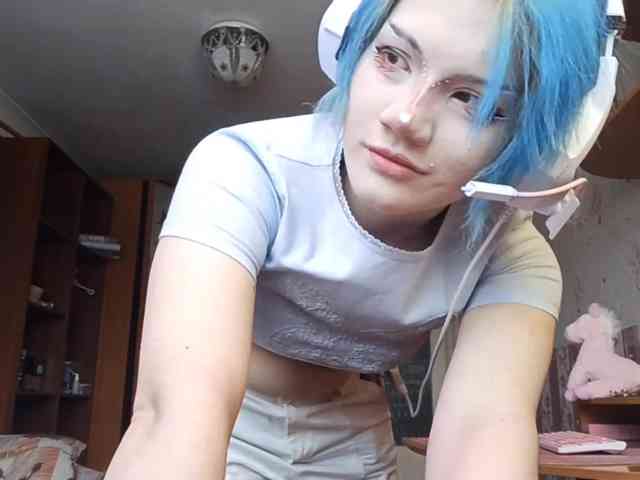 Alice-Kaneki webcam