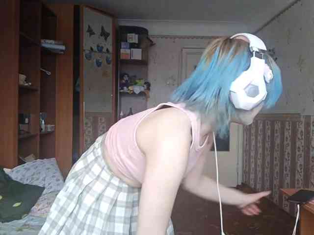 Alice-Kaneki webcam