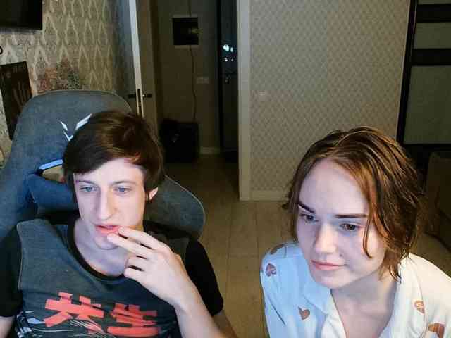 WaifuLiverionPH webcam