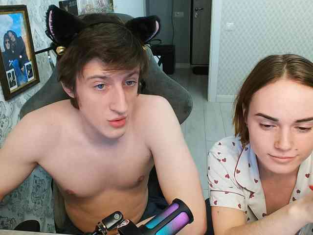 WaifuLiverionPH webcam