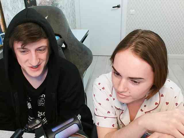 WaifuLiverionPH webcam