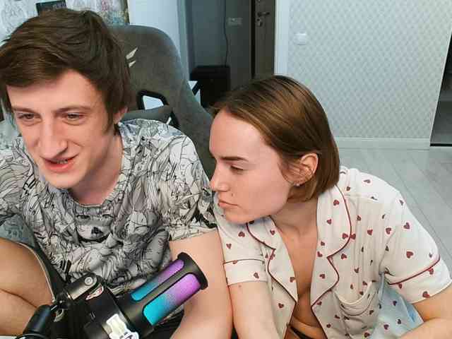 WaifuLiverionPH webcam