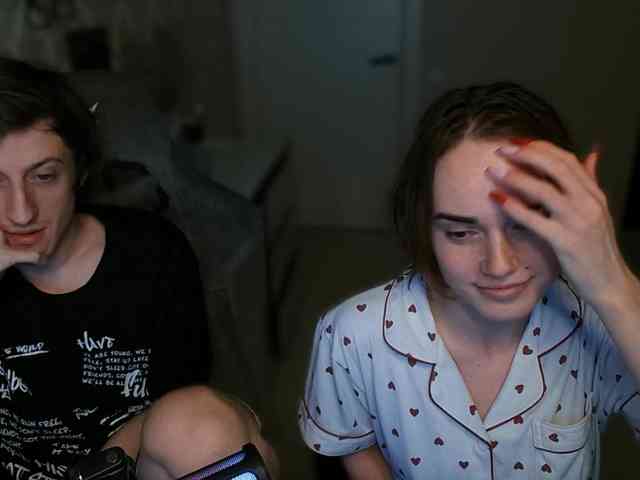 WaifuLiverionPH webcam