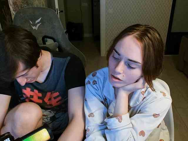 WaifuLiverionPH webcam