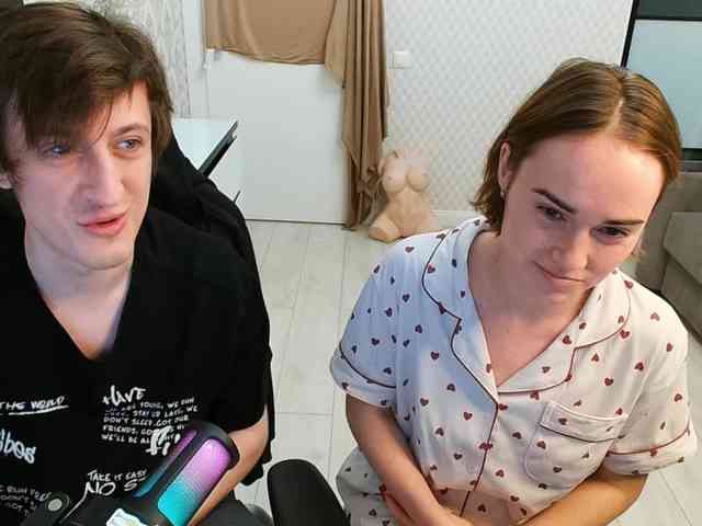 WaifuLiverionPH webcam