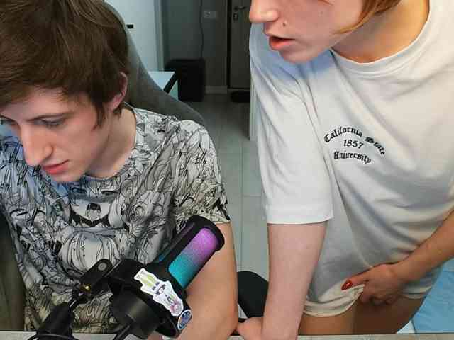 WaifuLiverionPH webcam