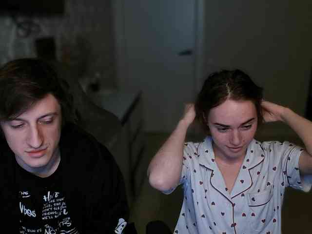 WaifuLiverionPH webcam