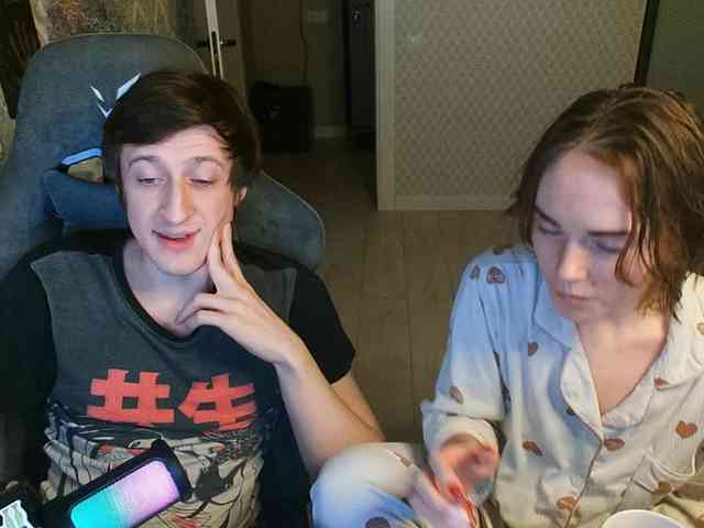 WaifuLiverionPH webcam