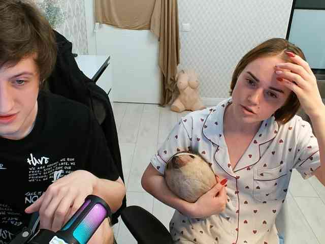 WaifuLiverionPH webcam