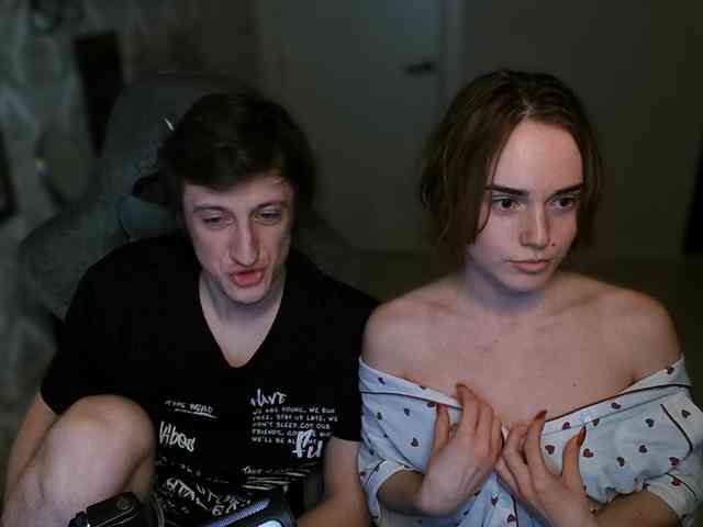 WaifuLiverionPH webcam