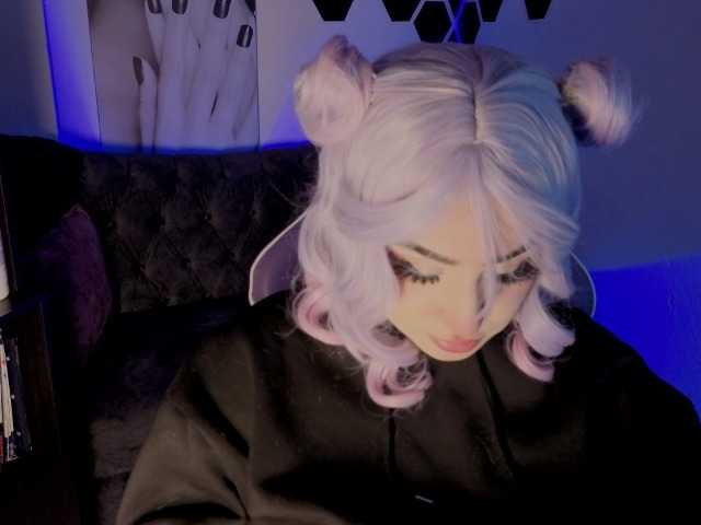 Meowboo's BongaCams show and profile