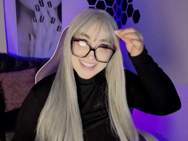 Meowboo's BongaCams show and profile