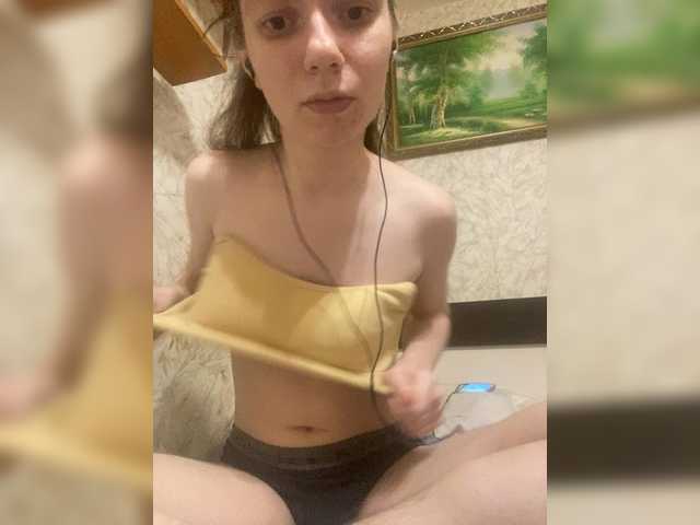 krashihayourheart's BongaCams show and profile