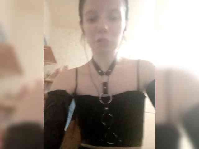 krashihayourheart webcam