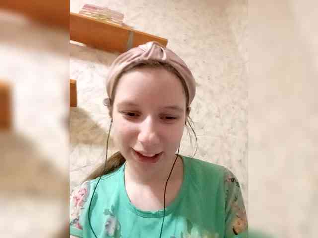 krashihayourheart webcam