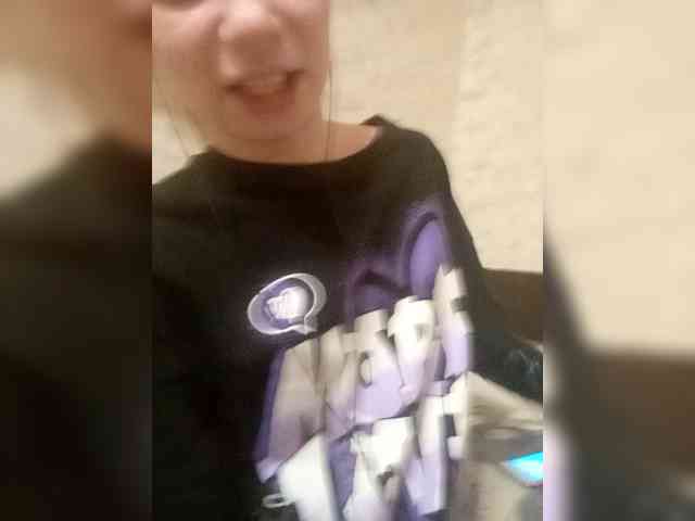 krashihayourheart webcam