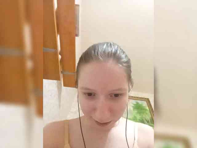 krashihayourhear... Live Webcam on BongaCams