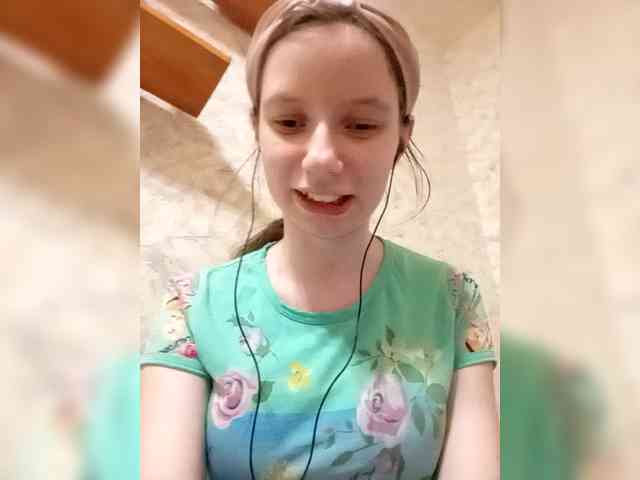 krashihayourheart webcam