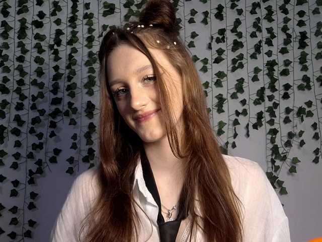 VikkiShon from BongaCams