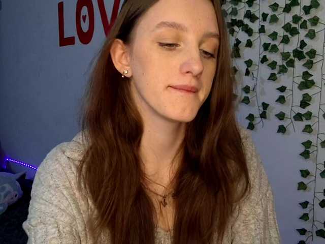 VikkiShon's BongaCams show and profile