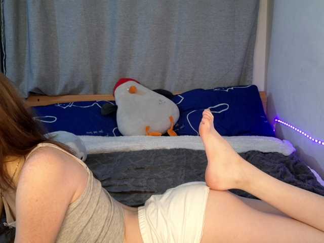 VikkiShon's BongaCams show and profile