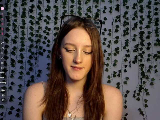 VikkiShon from BongaCams is Freechat