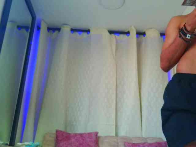 couple-hot-xxx webcam