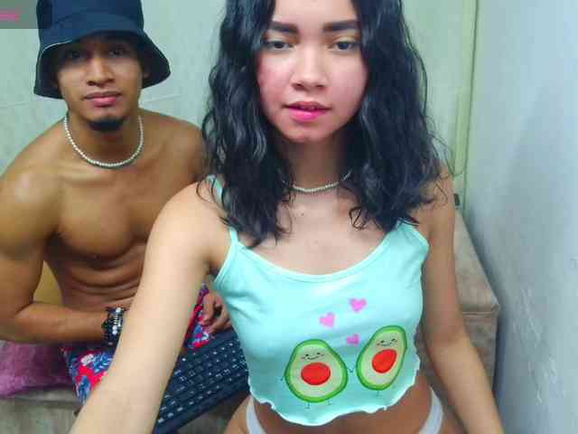 couple-hot-xxx webcam