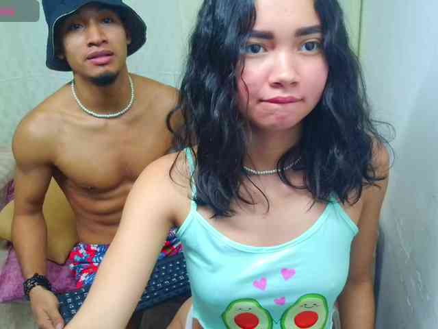 couple-hot-xxx webcam