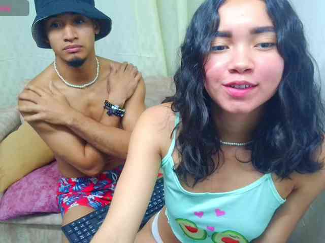 couple-hot-xxx webcam