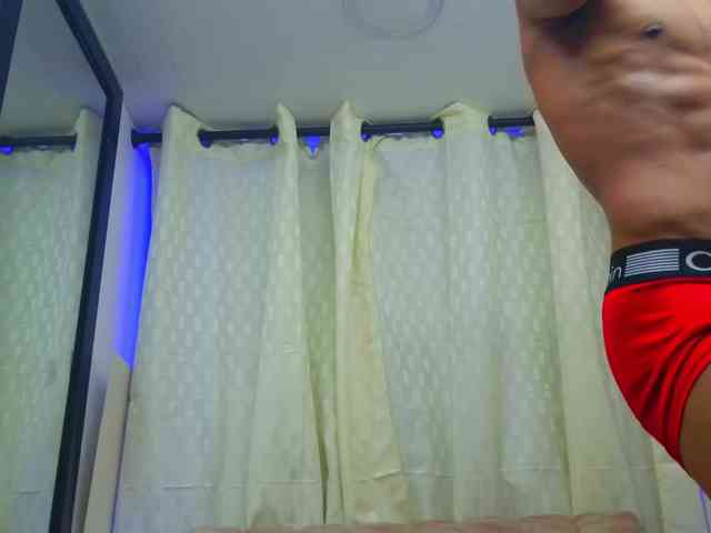 couple-hot-xxx webcam