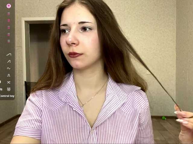 CherriNavarette's BongaCams show and profile