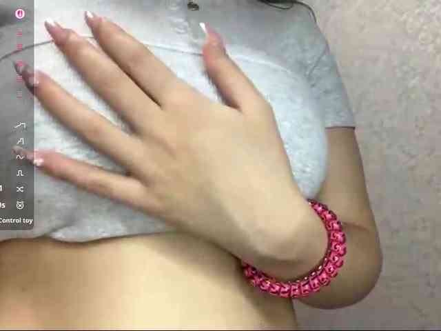 CherriNavarette webcam